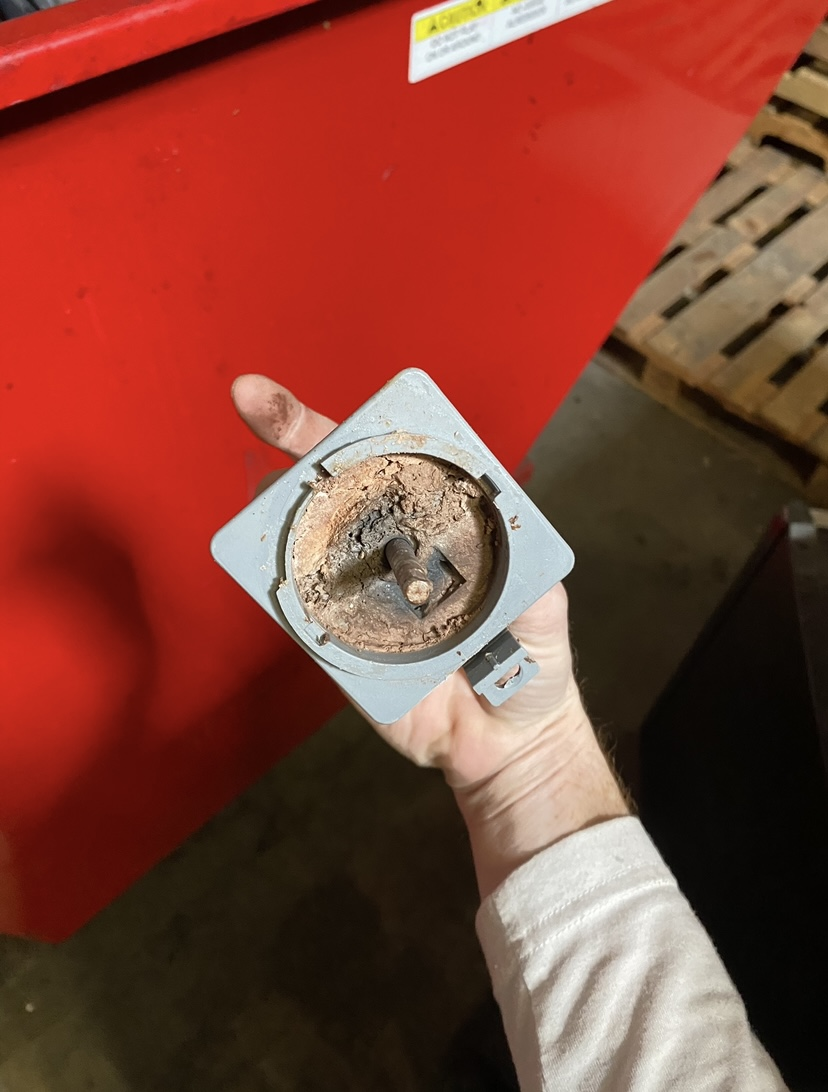 Unsanitary coffee service conditions caused by poor maintenance